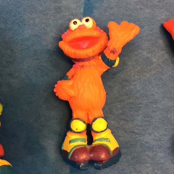 Sesame Street Elmo, Zoe, and Cookie Monster vintage Henson figurines , clean - Picture 4 of 6